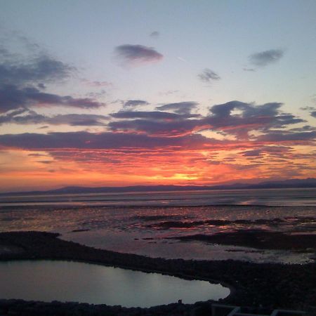 Bare Village Holiday Apartment Morecambe Esterno foto