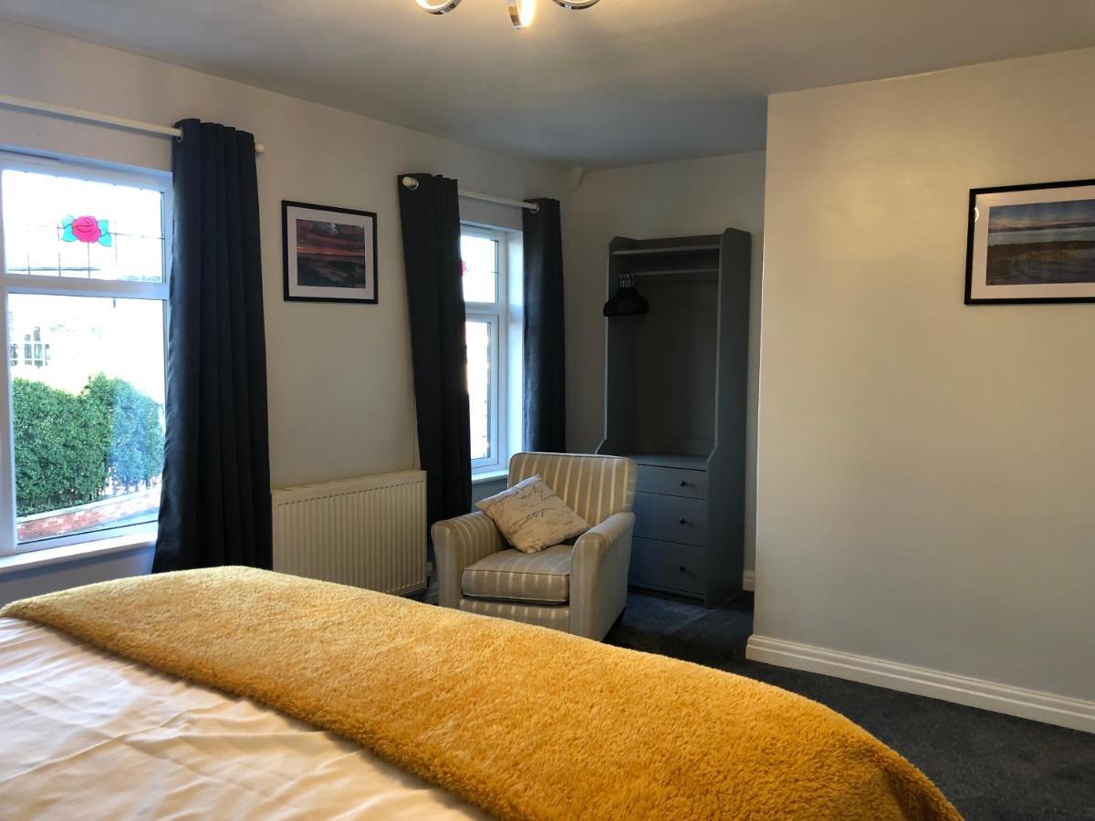 Bare Village Holiday Apartment Morecambe Esterno foto